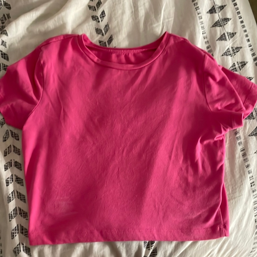 Hot pink crop top!